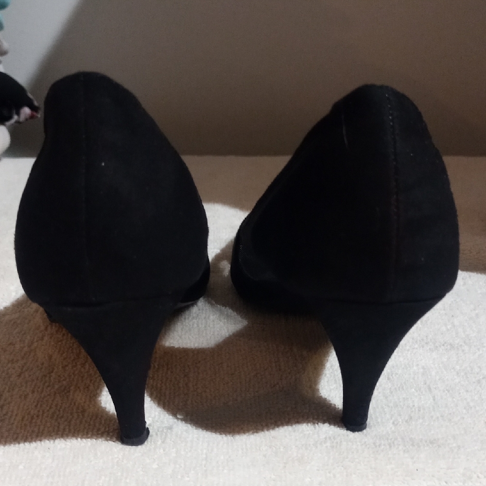 Call It Spring Heels - Picture 4 of 4